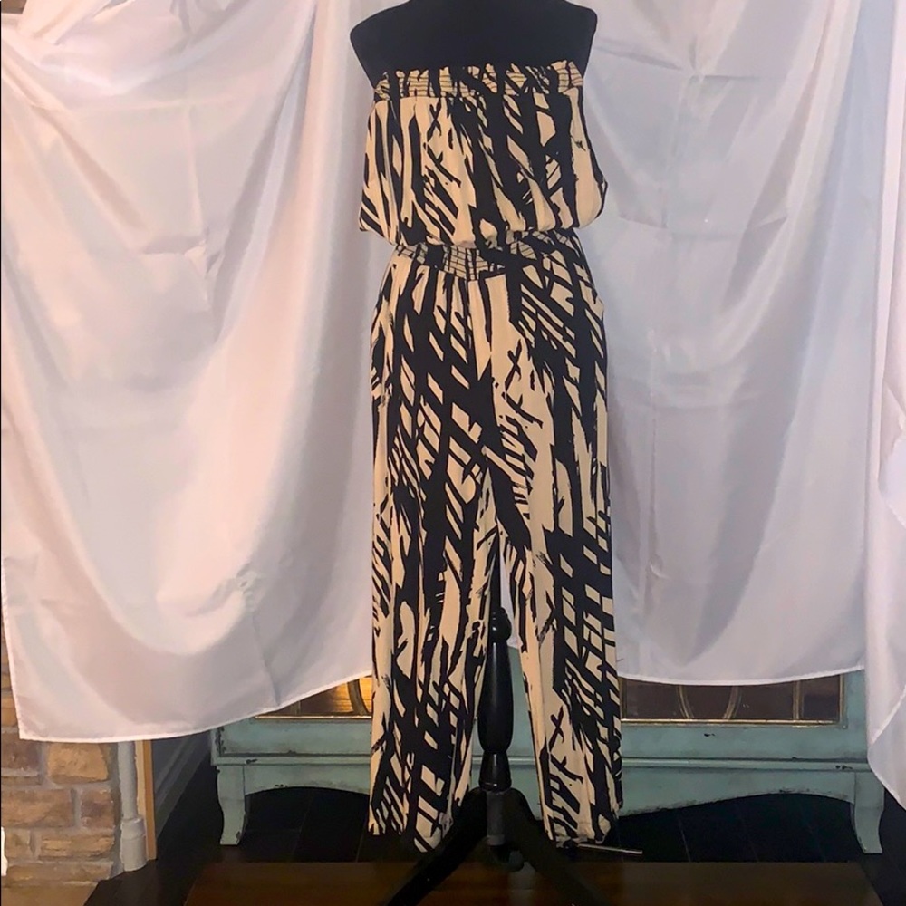 Multi color strapless jumper